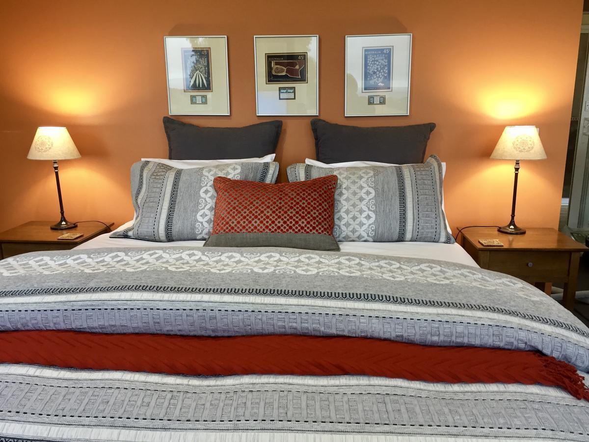 Llarrinda Bed & Breakfast Фостер Екстер'єр фото